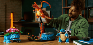 Set LEGO Pokémon Eevee em exposição ao ar livre